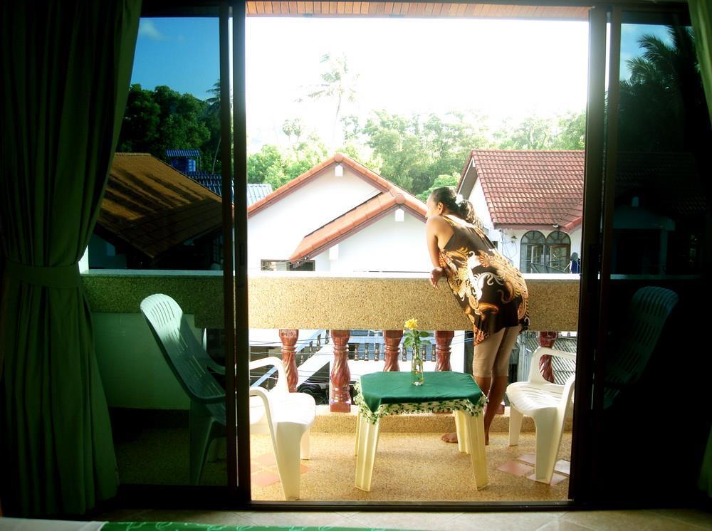 Waree'S Guesthouse プーケット エクステリア 写真
